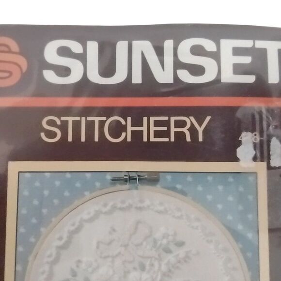 Sunset Stitchery 418 Spring Flowers Embroidery Kit - Picture 6 of 6